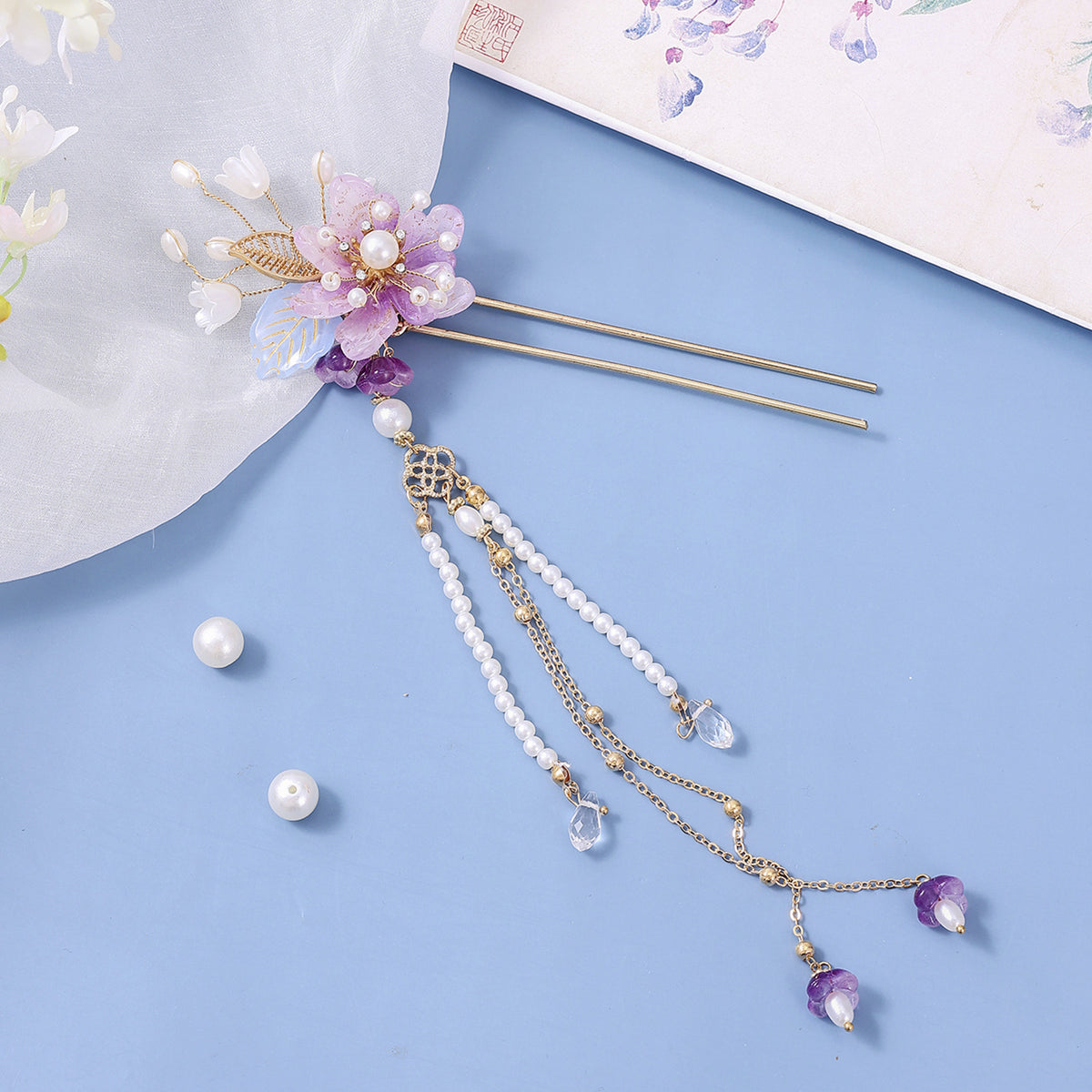 Floral Pearl Hair Clip Pin — pin detail