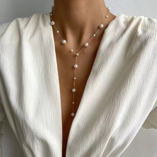 Minimal Pearl Drop Necklace