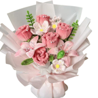 Blush Bloom Bouquet — detail view