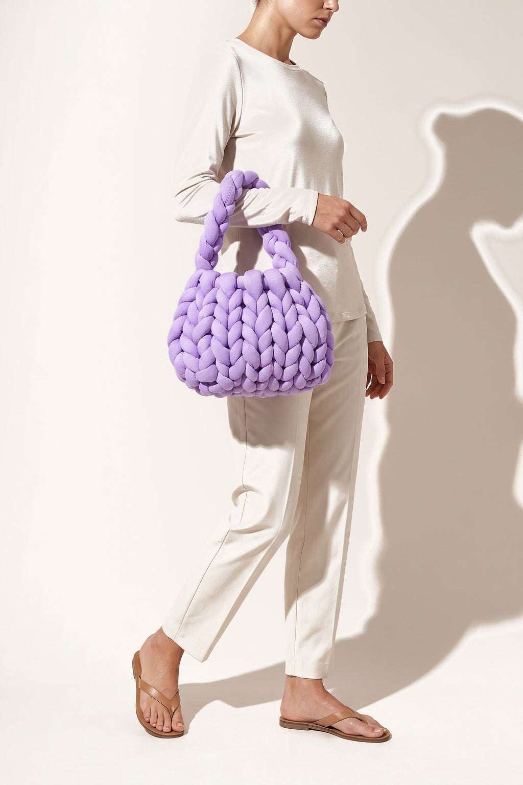Ottilie tote bag in purple — on model