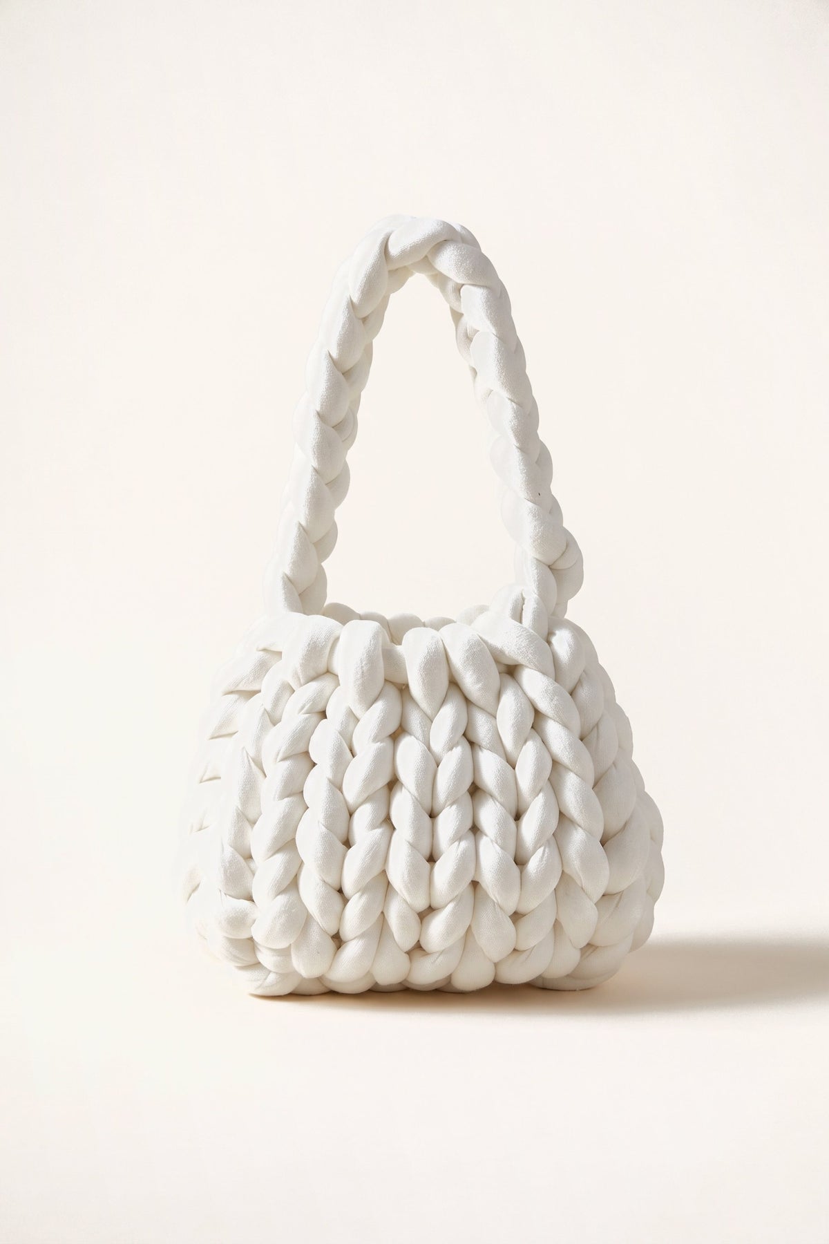 Ottilie tote bag in white — front view