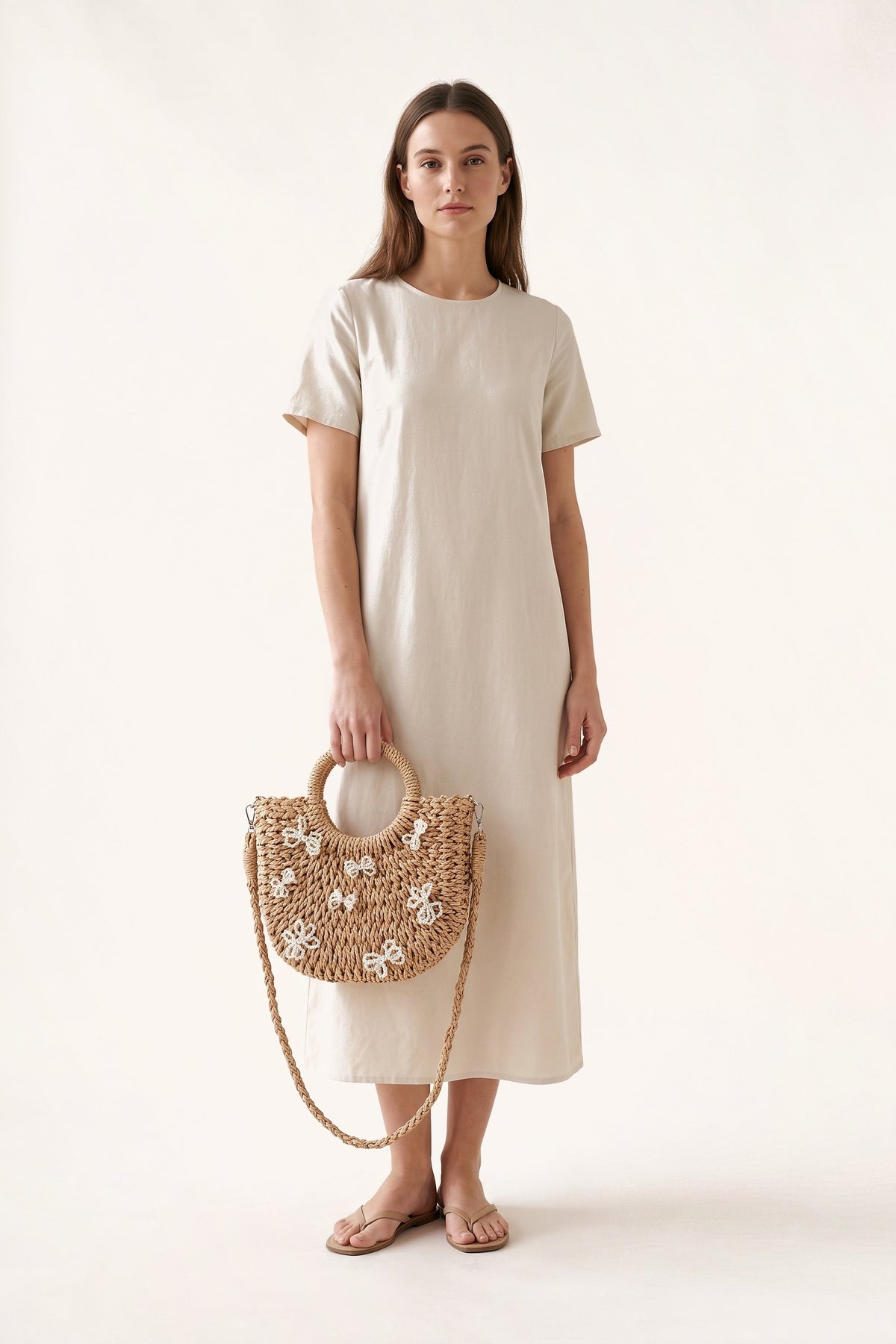 Sabine tote bag in Dark Beige — on model