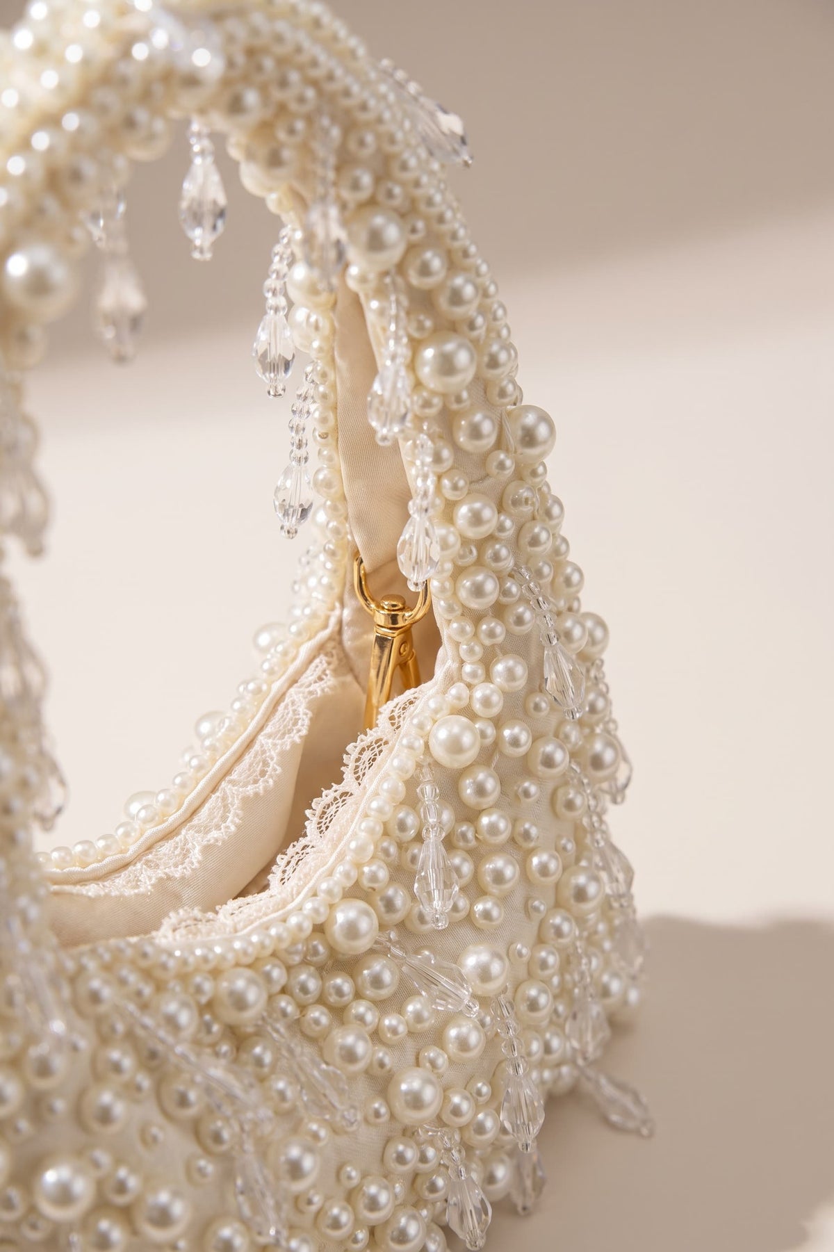 Vivienne handbag in ivory — detail