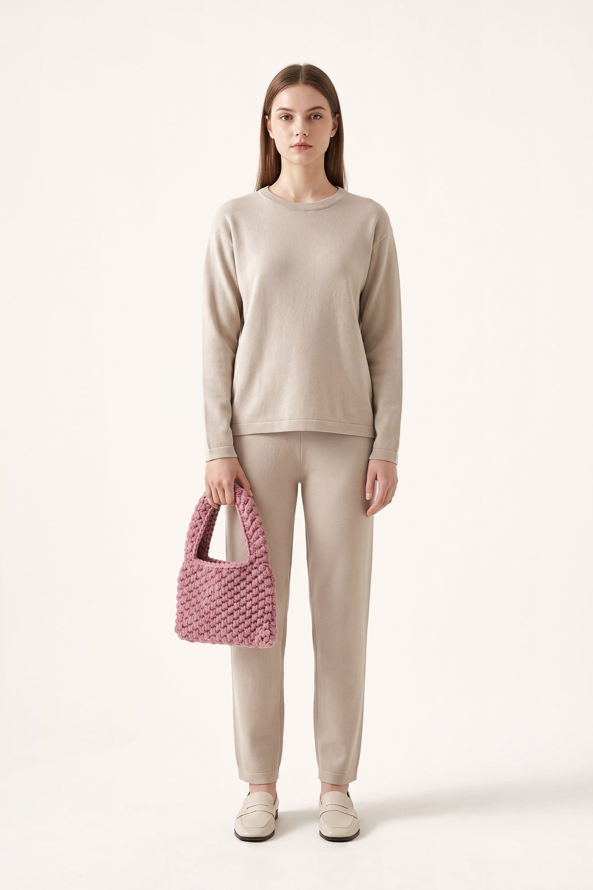 Wren Tote Bag in Old Pink — on model