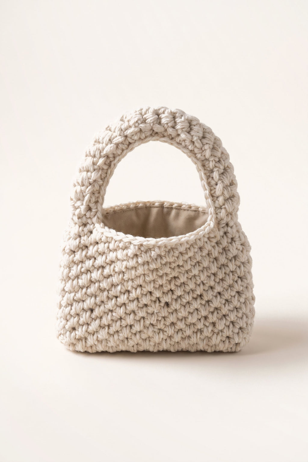 Wren Tote Bag in White — open view
