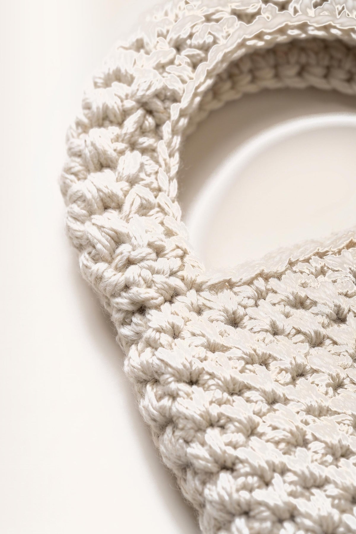 Wren Tote Bag in White — detail