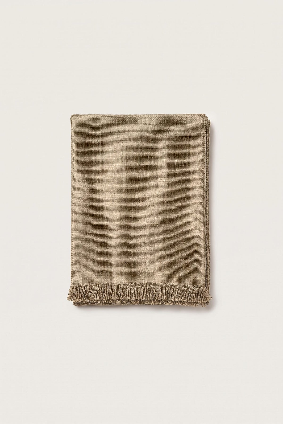 Åke scarf in beige — front view