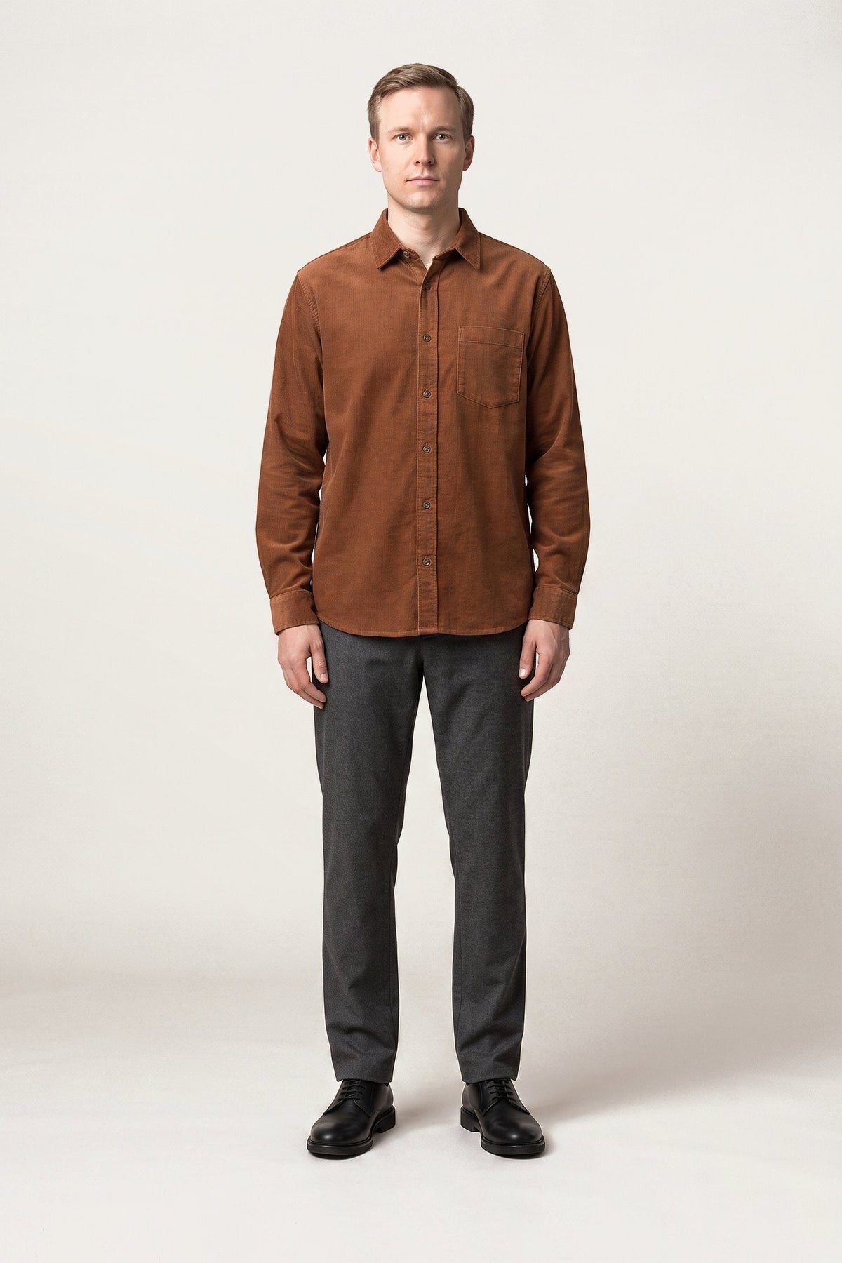 Gunnar shirt in rust brown — front view