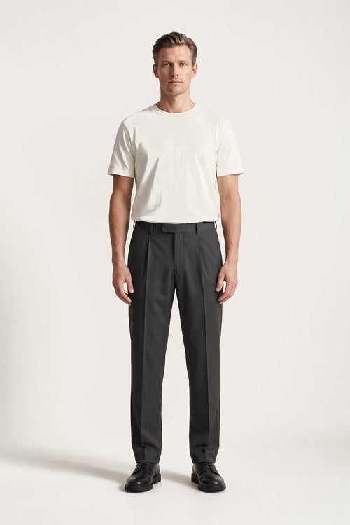 Stellan trousers in dark grey — front view